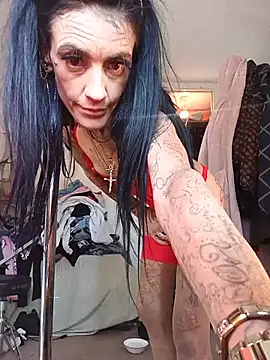 Tannedtattooed69 XXX чат на живо