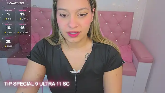 Paris09_v_'s Live XXX Chat