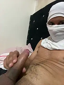 Hugedick290 Show in webcam