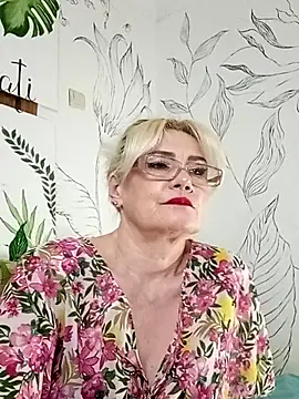 دردشة Catty_Lady الجنسية المباشرة