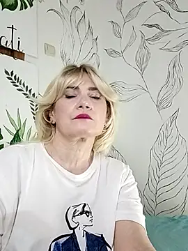 Catty_Lady 라이브 XXX 채팅