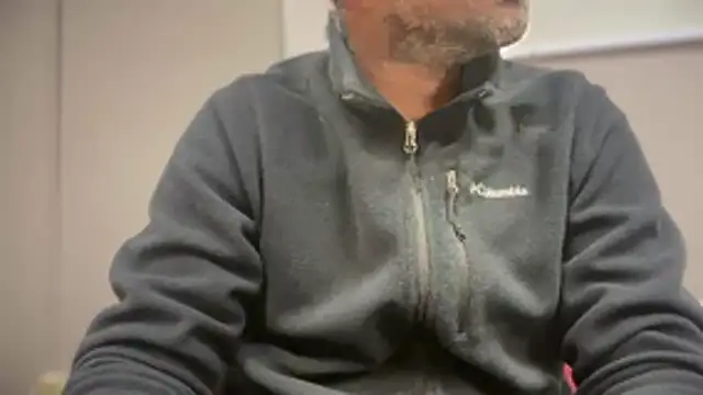 pranastro00 webkamerás műsora