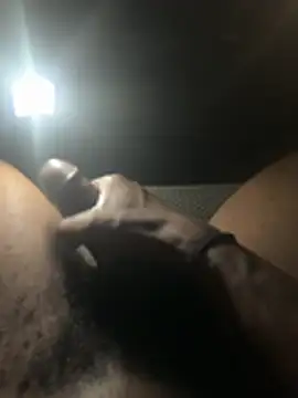 MrPrettyDick97: διαδικτυακό σόου στην κάμερα