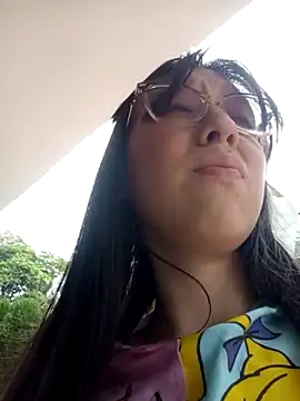 Show modela CoralSmit na web-kameri