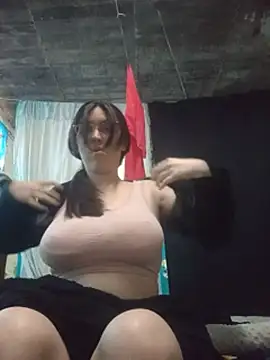 Camii_Gmez Show in webcam