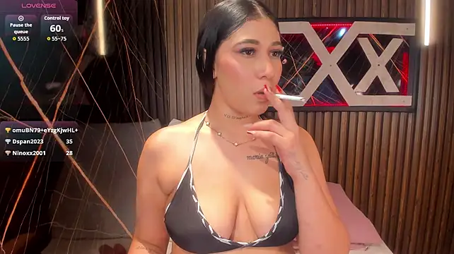 Czat XXX na żywo – Miah_Palacio