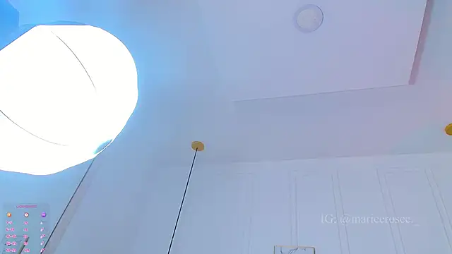 Živá chatovací místnost Mariee_rosee