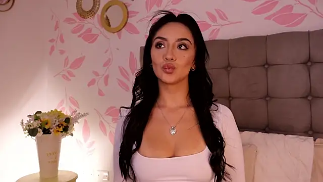 ana_riveros' Webcam Show