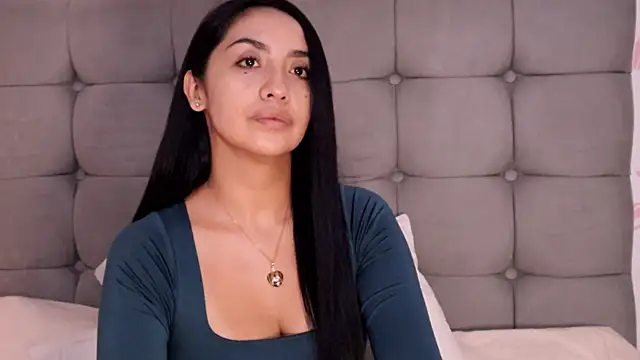 ana_riveros' Webcam Show