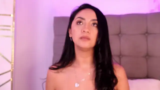 ana_riveros' Webcam Show