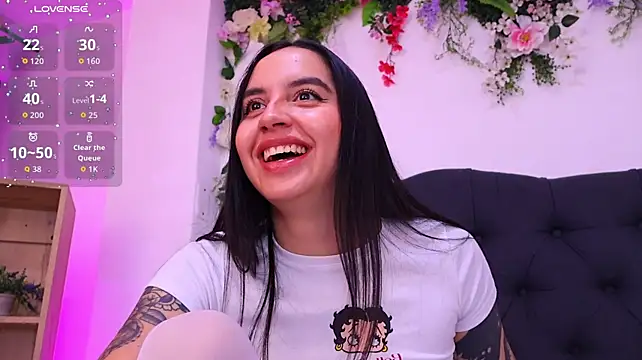 צ'אט XXX בשידור חי של kaylee_lee