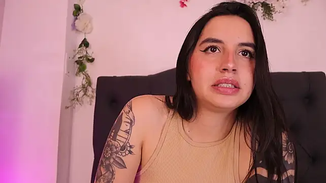kaylee_lee élő XXX-chatje