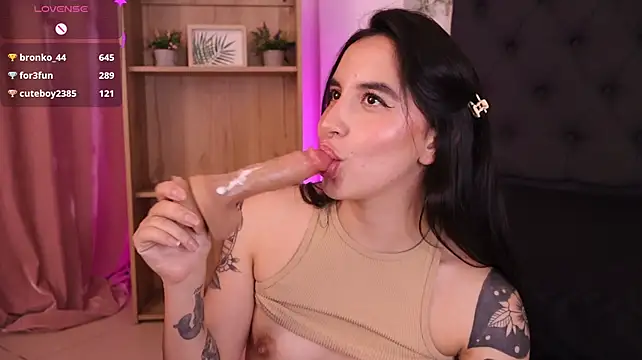 دردشة kaylee_lee الجنسية المباشرة