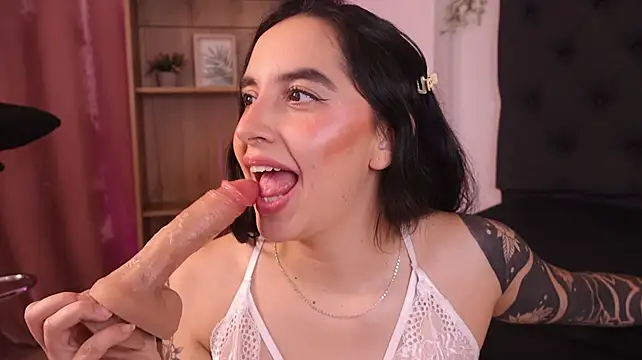kaylee_lee Adlı Modelin Canlı XXX Sohbeti