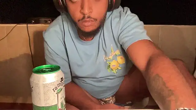 Minidemonkush Webcam show