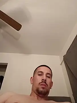 himNIGuys Adlı Modelin Canlı Sohbet Odası