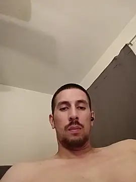 Show modela himNIGuys na web-kameri