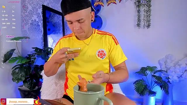 عرض كام jhosepMoreno
