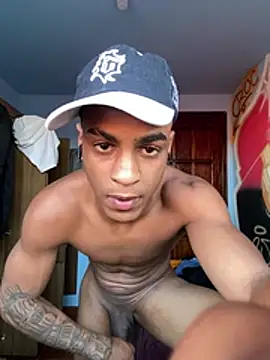 Show de machucatu na webcam