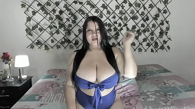Chat XXX en directo de cami_hotboobs
