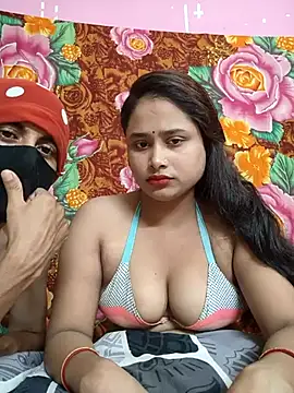 Seducing_couple's Webcam Show
