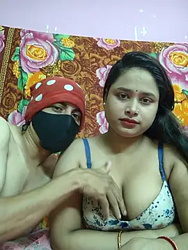 Seducing_couple's Webcam Show
