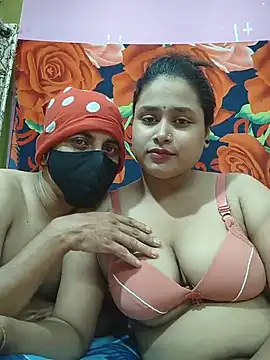 Pertunjukan Kamera Web Seducing_couple