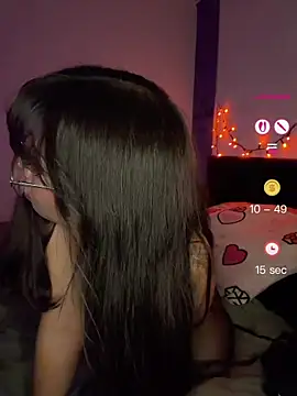 Show modela Akane_Chan na web-kameri