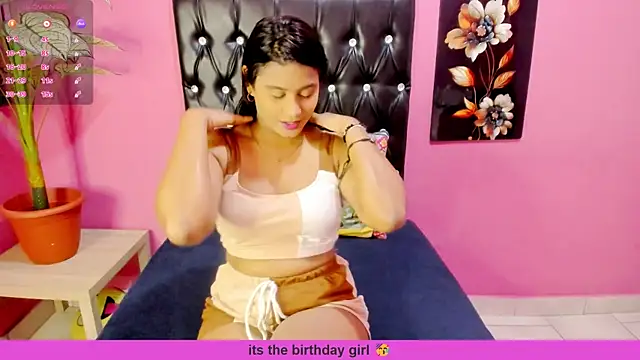 INDIANFLAME লাইভ XXX চ্যাট