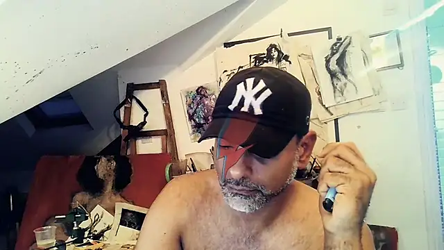 Pertunjukan Kamera Web mista_sista_fista