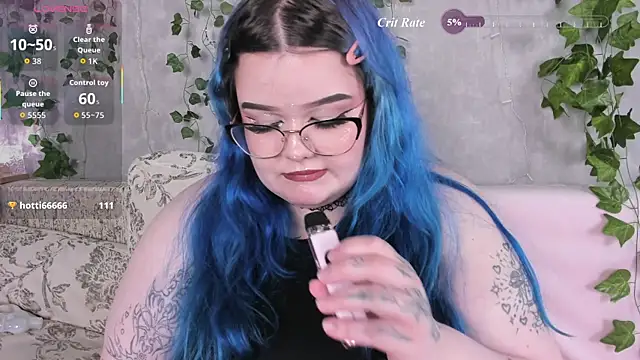 _CandyM1lky_'s Webcam Show