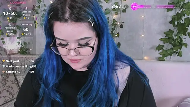 _CandyM1lky_ Chat XXX live