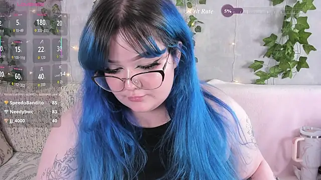 _CandyM1lky_ Chat XXX live