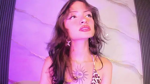MaddieStark 라이브 XXX 채팅