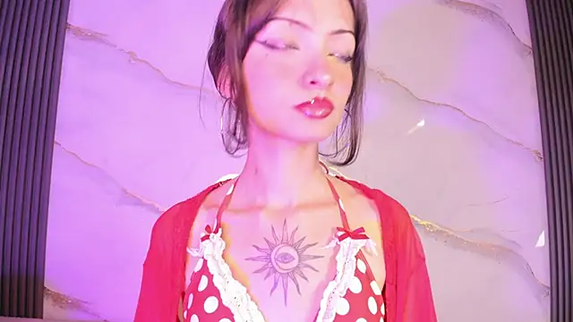 MaddieStark – Naživo XXX chat