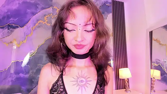 MaddieStark লাইভ XXX চ্যাট