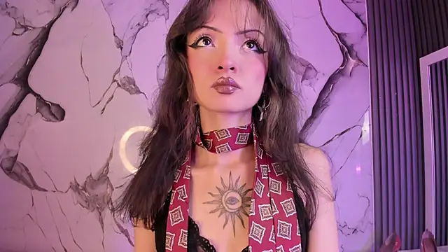 Онлайн чат XXX MaddieStark
