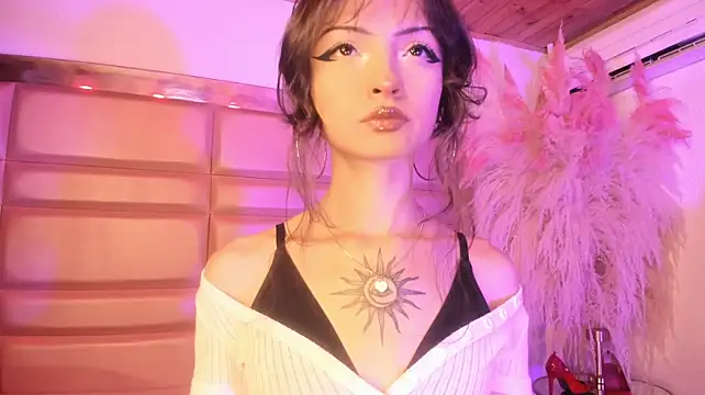 Chatroom XXX en direct de MaddieStark