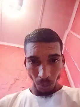 NaughtyGuy0071 Show Webcam