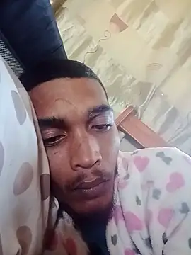 הופעת וובקאם של NaughtyGuy0071