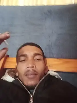 Pokazy przed kamerką – NaughtyGuy0071