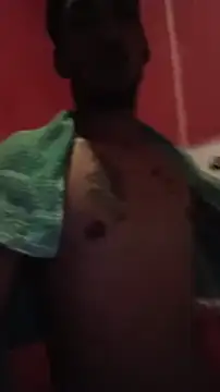 NaughtyGuy0071n Webbikameraesitys
