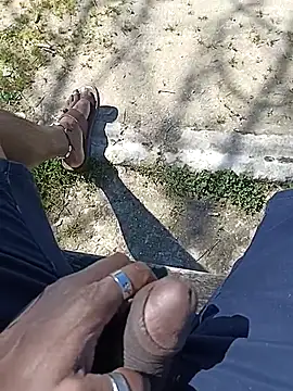 frenchblackc31 Show in webcam