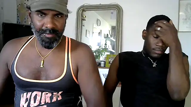 Pokazy przed kamerką – frenchblackc31