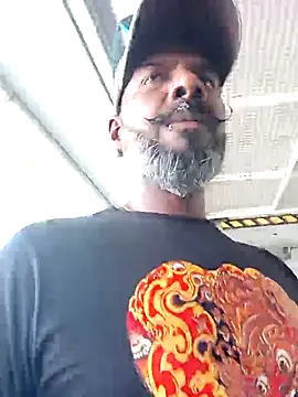 frenchblackc31's Webcam Show