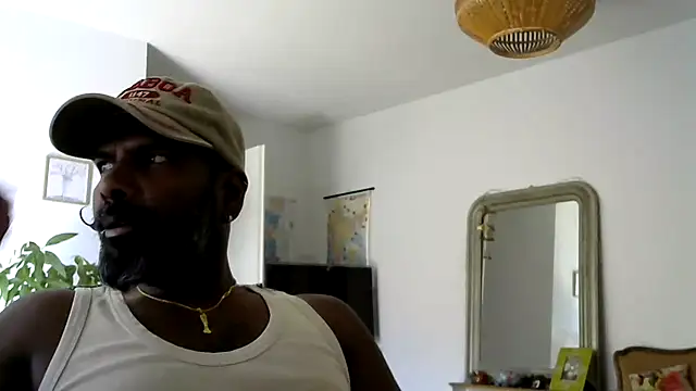 frenchblackc31 网络视讯表演