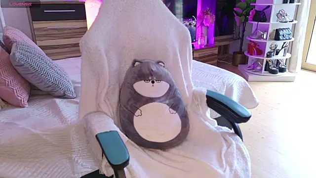 OriannaFox webkamerás műsora