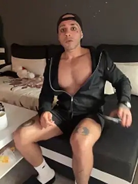 Mohdollmen Pertunjukan Webcam