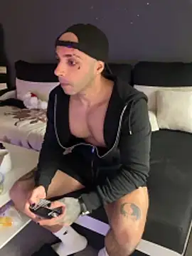 Mohdollmen Pertunjukan Webcam