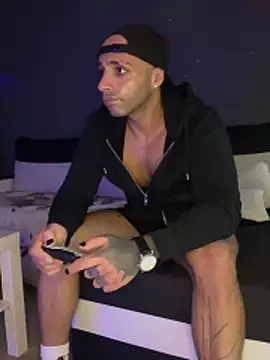 Mohdollmen's Webcam Show